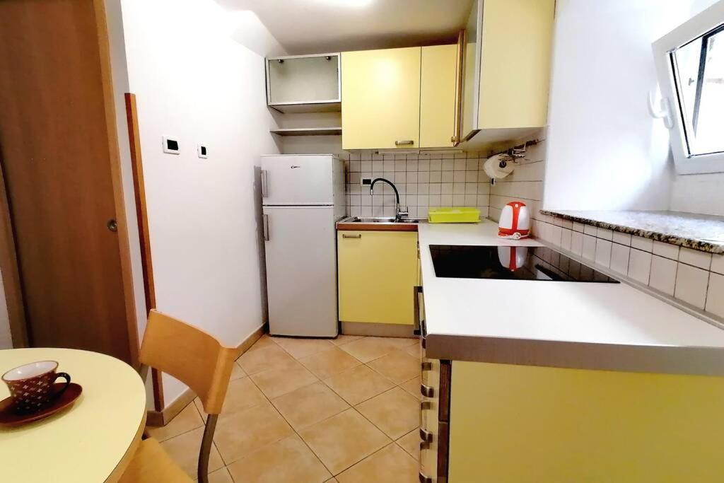Apartment Veli Dvor เซรส ภายนอก รูปภาพ