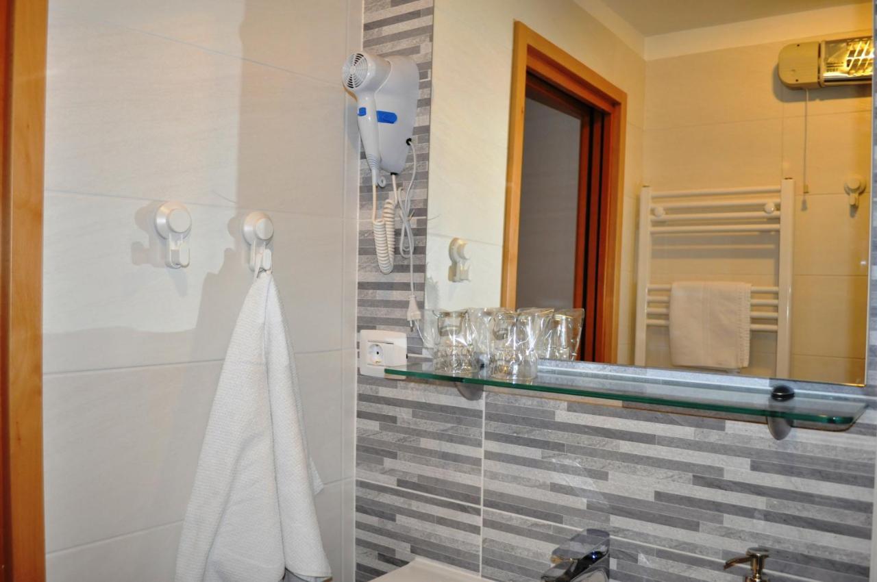 Apartment Veli Dvor เซรส ภายนอก รูปภาพ