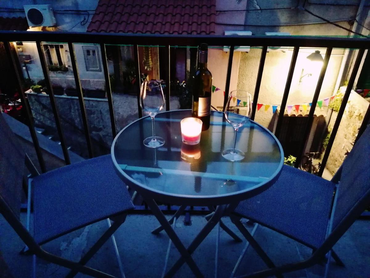 Apartment Veli Dvor เซรส ภายนอก รูปภาพ